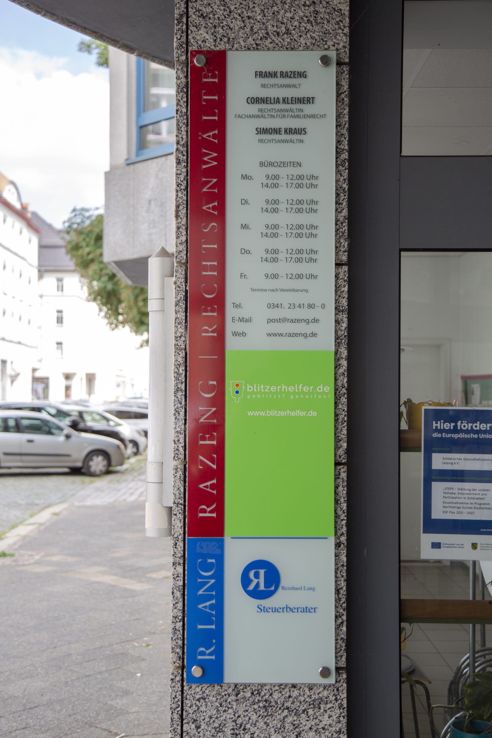 Einblick in die Kanzlei RAZENG Rechtsanwälte