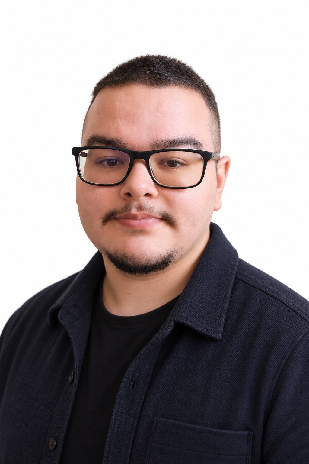 Diego Coello – IT, Webdesign und Ausbildung bei RAZENG Rechtsanwälte